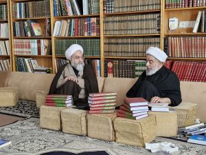 دیدار اعضای دبیرخانه کنگره بین المللی بزرگداشت علامه میرحامد حسین لکهنوی رحمه الله با آیت الله سند حفظه الله